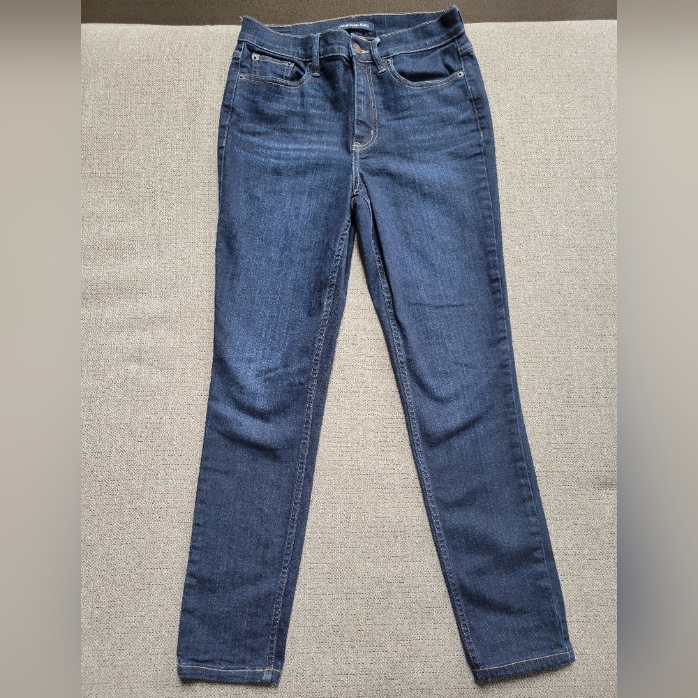 Calvin Klein size 27 ankle jeans
